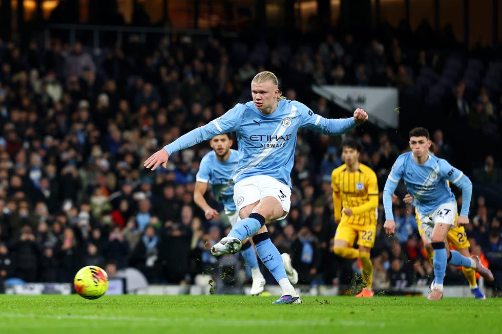 Manchester City v Brighton & Hove Albion - Premier League