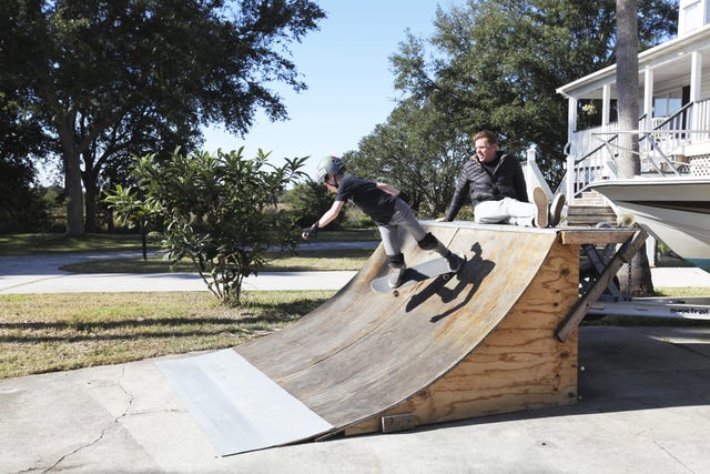 Skateboarding, Kickflip, Sport venue, Skatepark, Tree, Recreation, Boardsport, Skateboard, Leisure, Skateboarding Equipment, 