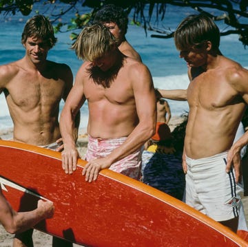 hombres en bañador en los años 70 hombres en bañador en los años 70